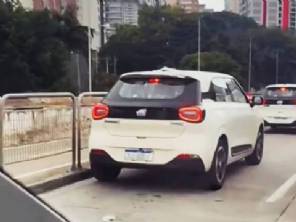 Dongfeng Box, novo rival do Dolphin, � flagrado no Brasil; saiba quando chega