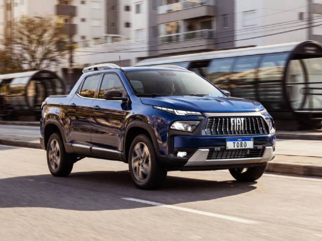 Fiat Toro Volcano 4x4: veja 5 raz�es para comprar e 5 para fugir da picape