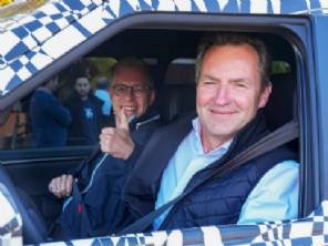 Nova Amarok � testada por CEO da Volkswagen na Argentina antes da estreia