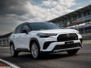 Toyota Corolla Cross chega � linha 2027; veja pre�os e o que muda no SUV