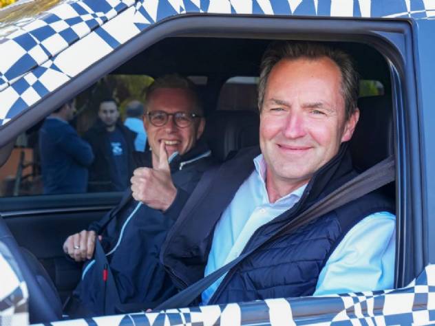 Nova Amarok � testada por CEO da Volkswagen na Argentina antes da estreia