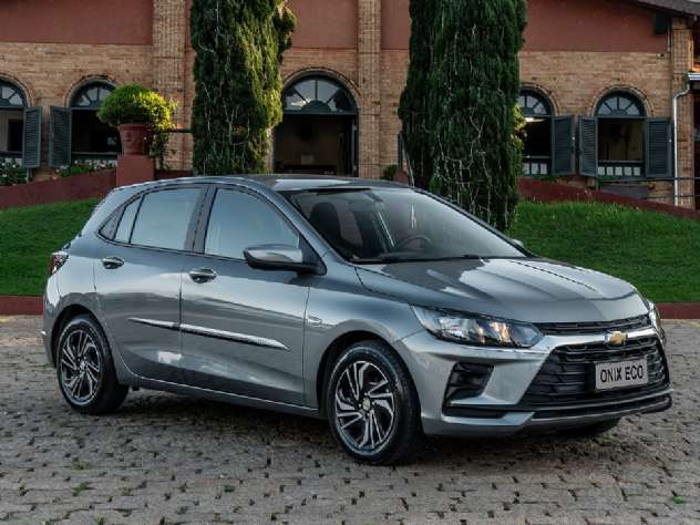 Chevrolet Onix Eco: veja 5 raz�es para comprar e 5 para fugir do hatch a etanol