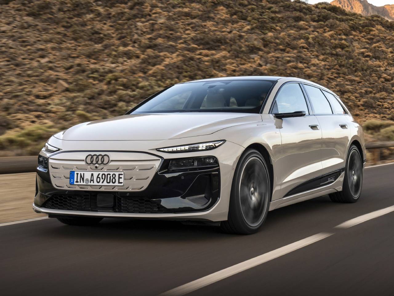 Audi A5 Avant e-tron Audi A5 Avant e-tron
