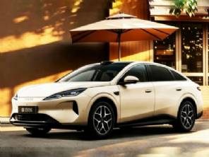 BYD Seal h�brido 2027 tem novas imagens oficiais reveladas antes da estreia