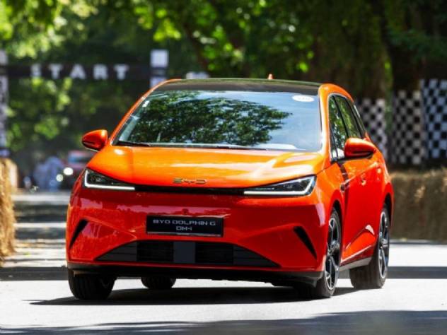 BYD mostra Dolphin h�brido em evento no Reino Unido; saiba quando chega ao Brasil
