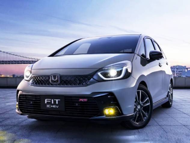 Honda Fit renovado ganha vers�o esportiva com item do Civic Type R; veja o que muda