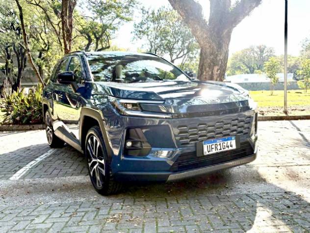 Toyota RAV4 2027: SUV faz at� 15,3 km/l, mas n�o � s� elogios; confira avalia��o