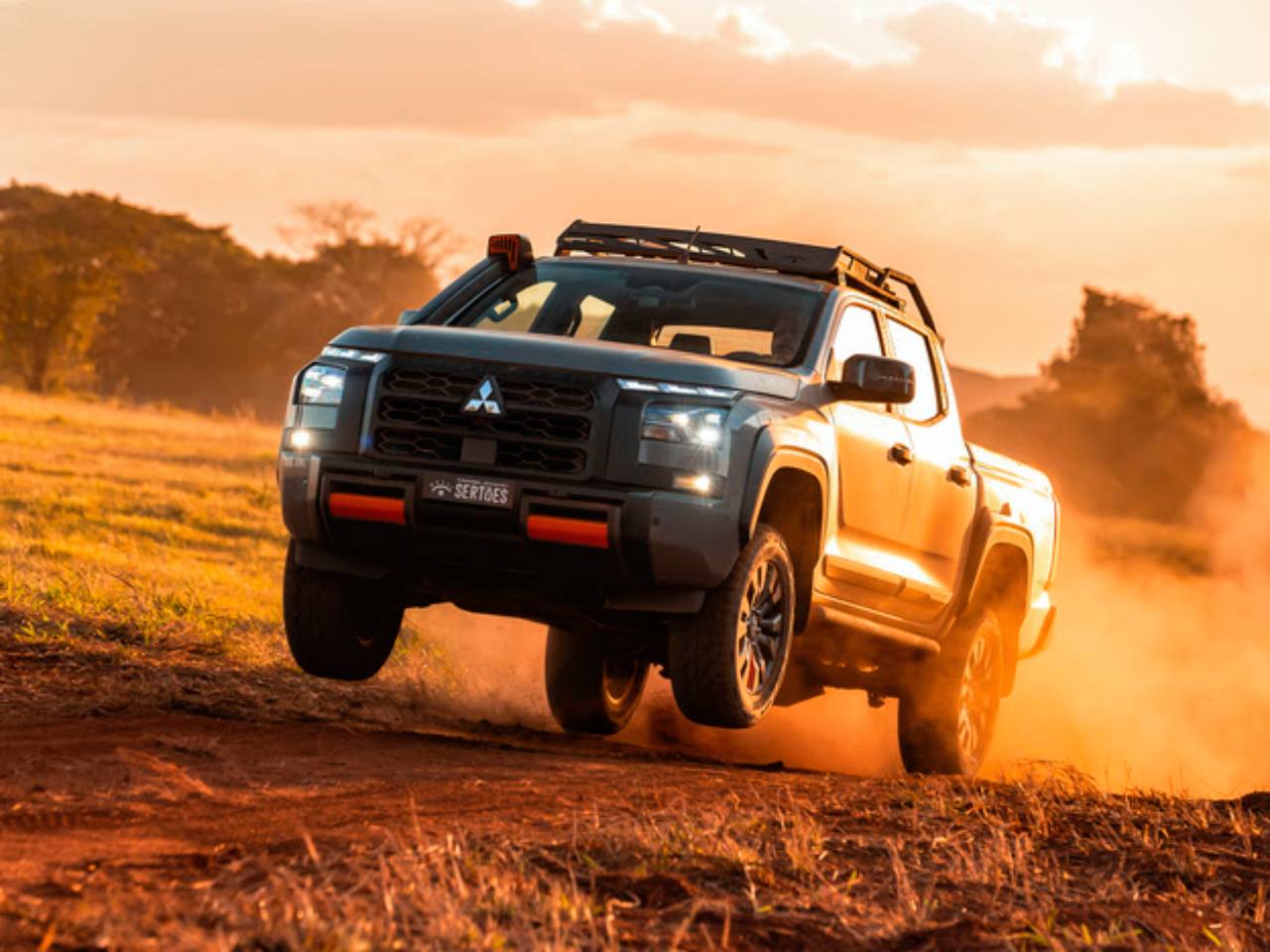 Mitsubishi Triton Sertões Mitsubishi Triton Sertões