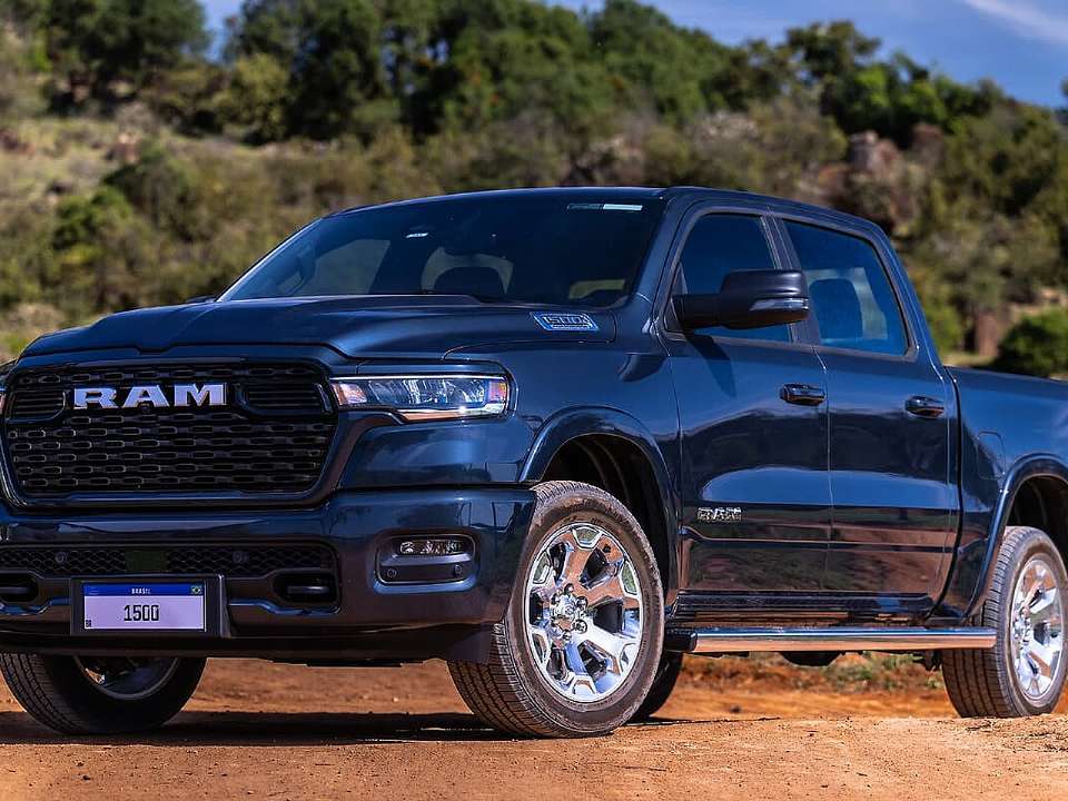 RAM�1500 2026 - �ngulo frontal