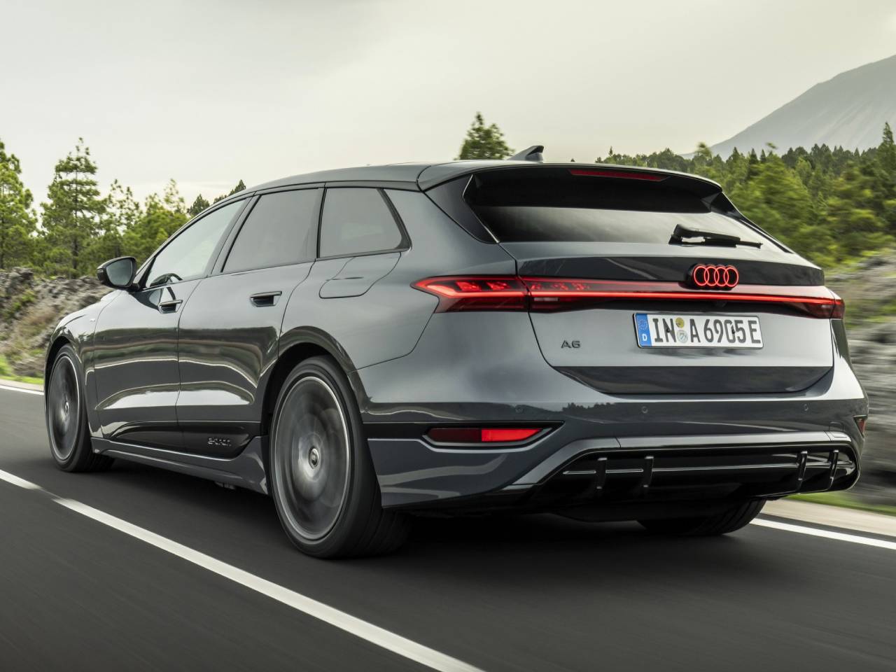 Audi A6 Avant e-tron Audi A6 Avant e-tron