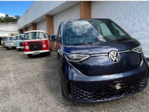 Kombi: tr�s s�ries especiais se encontram com a futurista ID.Buzz; veja v�deo