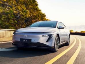 Nissan registra novo sed� rival de Corolla e King no Brasil; saiba quando chega