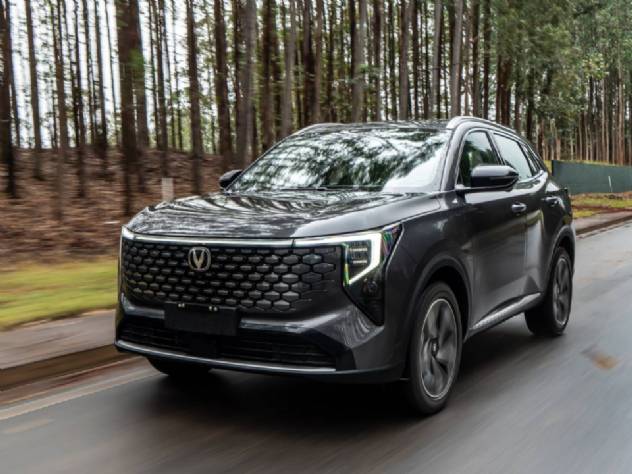 Caoa Changan CS55 chega �s lojas e pode fazer at� 42,2 km/l ; veja pre�os e detalhes