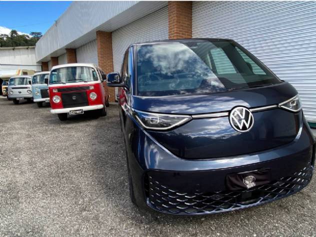 Kombi: tr�s s�ries especiais se encontram com a futurista ID.Buzz; veja v�deo