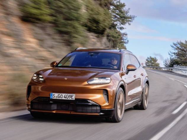 Porsche Cayenne el�trico: confira as impress�es ao volante do SUV