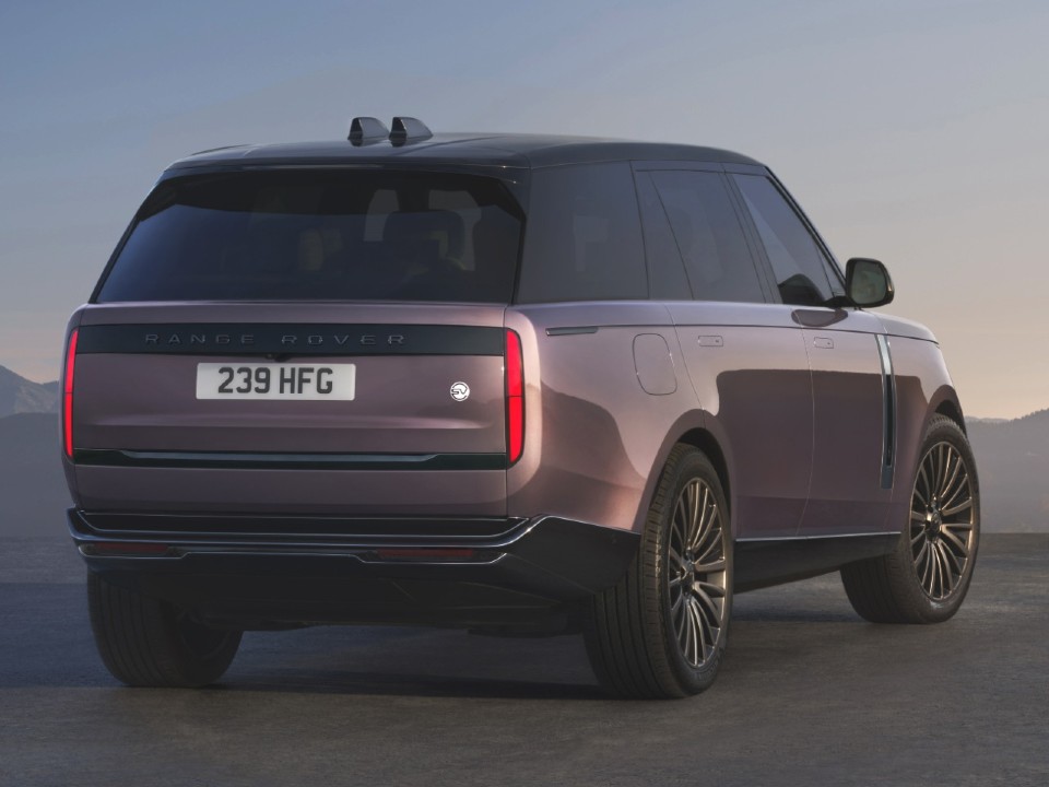 Land Rover�Range Rover Electric 2027 - �ngulo traseiro