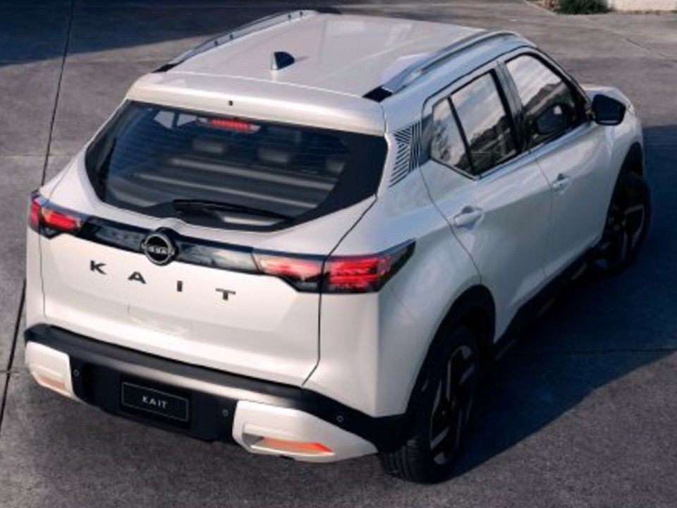Nissan�Kait 2027 - �ngulo traseiro