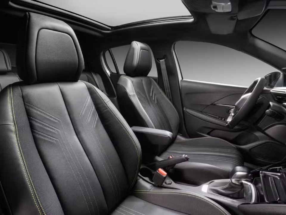 Peugeot�208 2027 - outros